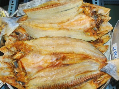 Một loài cá ngon ở Cà Mau sao lại gọi tên là cá dứa, tới mùa kéo hàng đàn tranh ăn trái mắm?